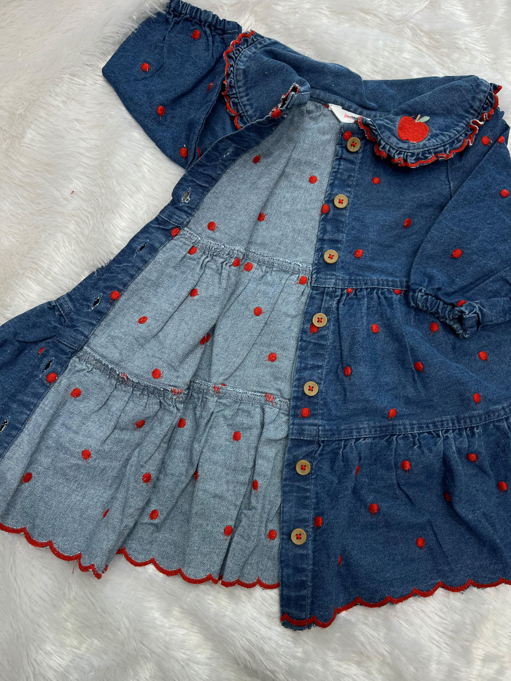 Denim Beauty 🍎