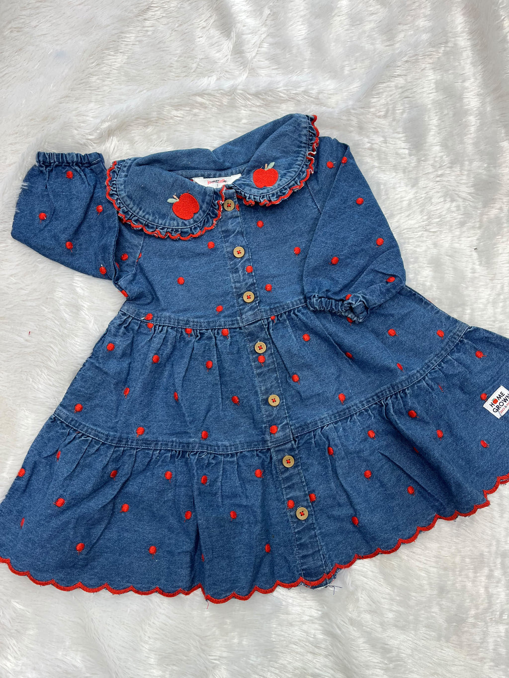 Denim Beauty 🍎