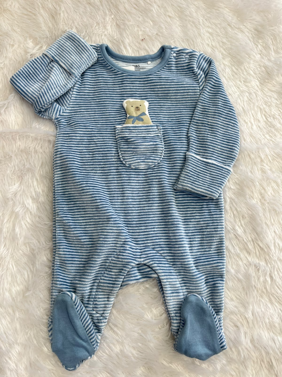 Cute velvet Romper
