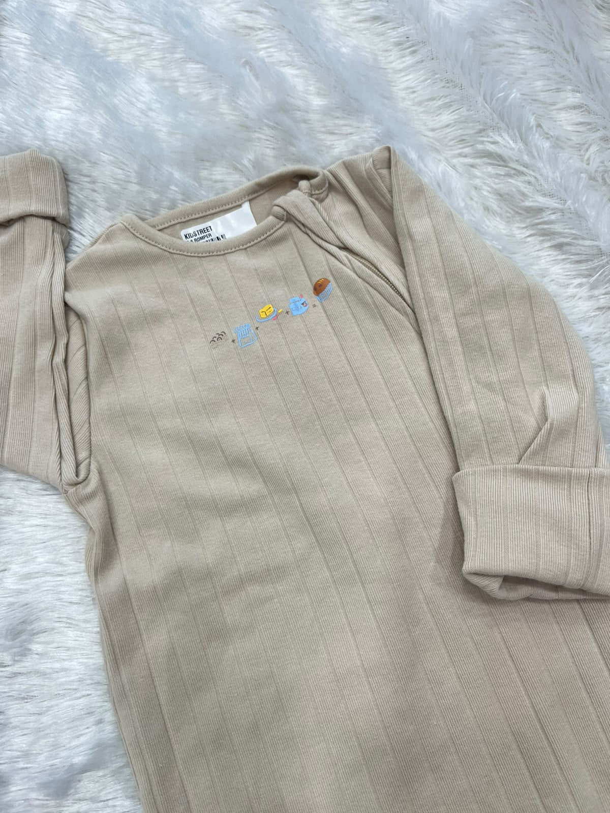Beige ribbed cute Romper