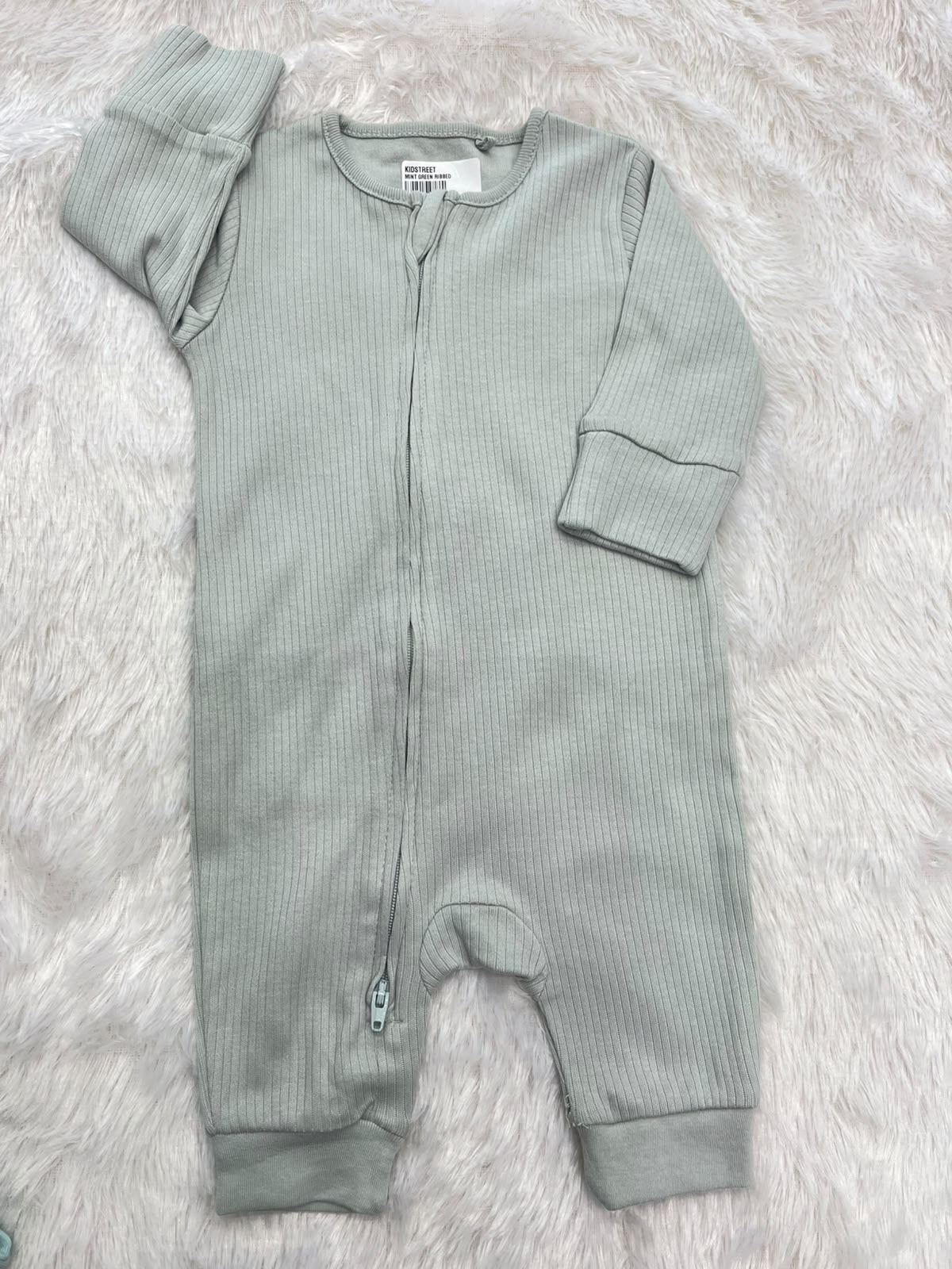 Mint green Ribbed