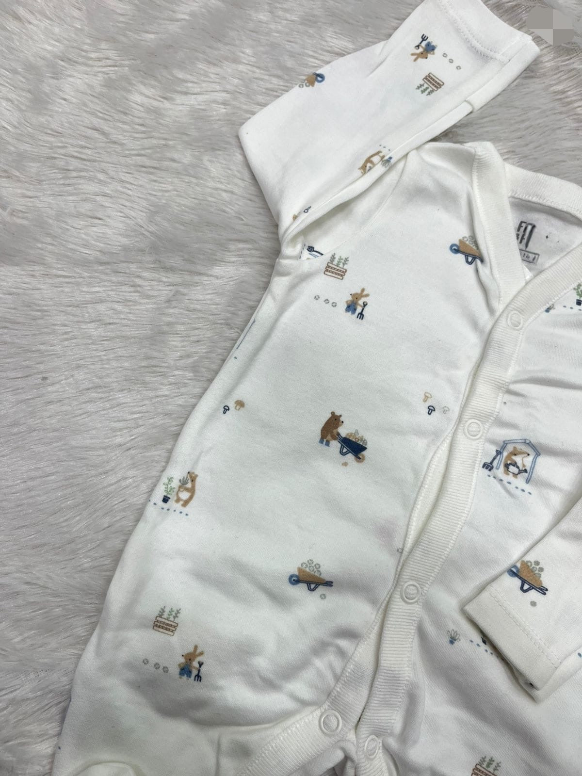 Pretty white Rompers