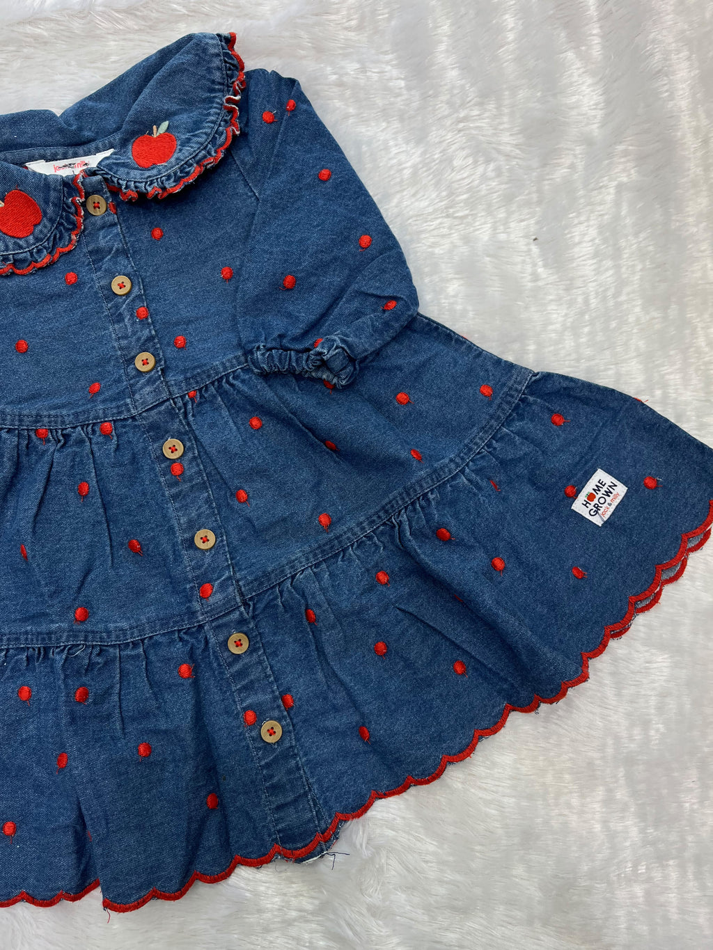 Denim Beauty 🍎