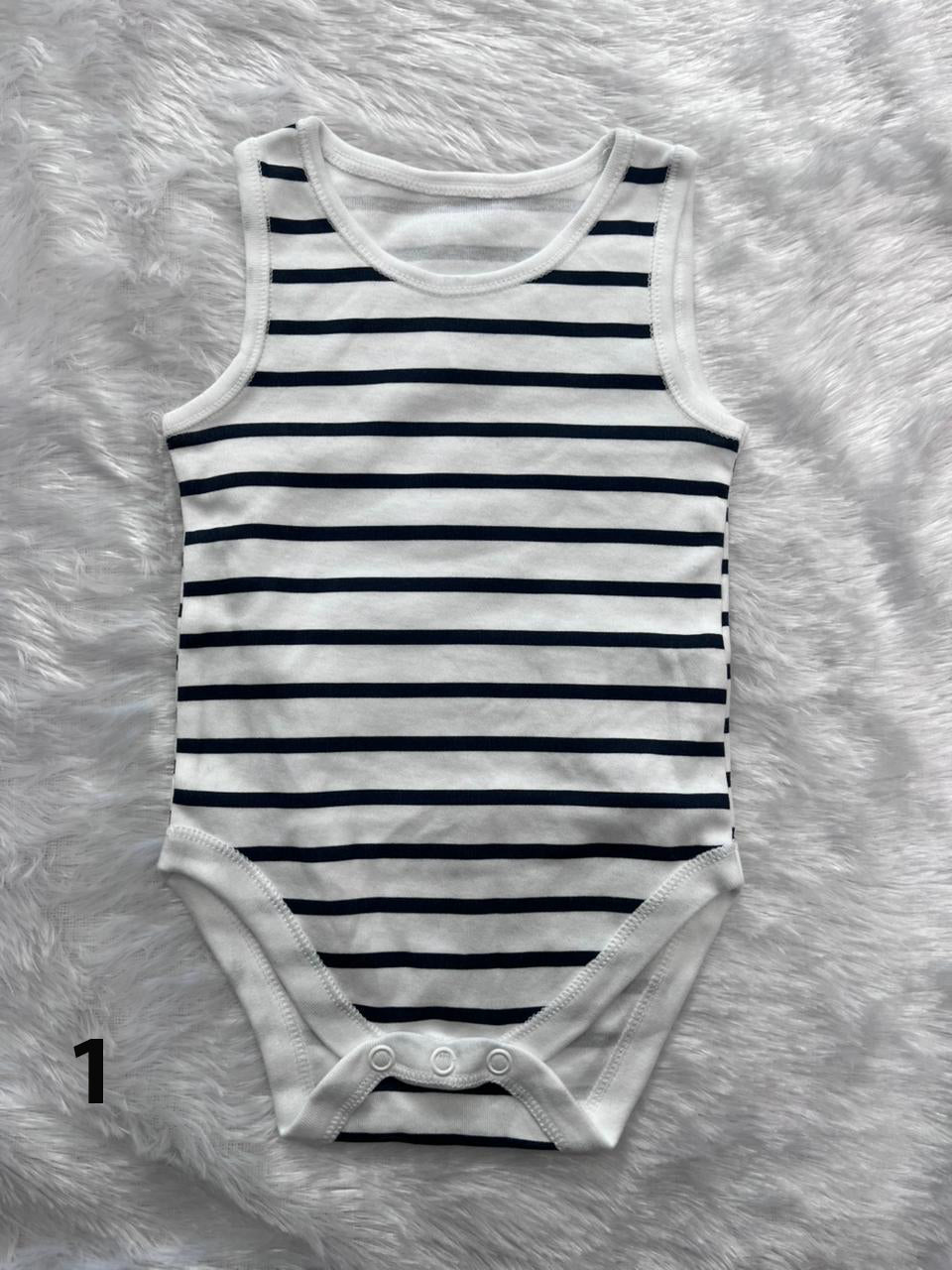 3-6 MONTH ONESIE-1237