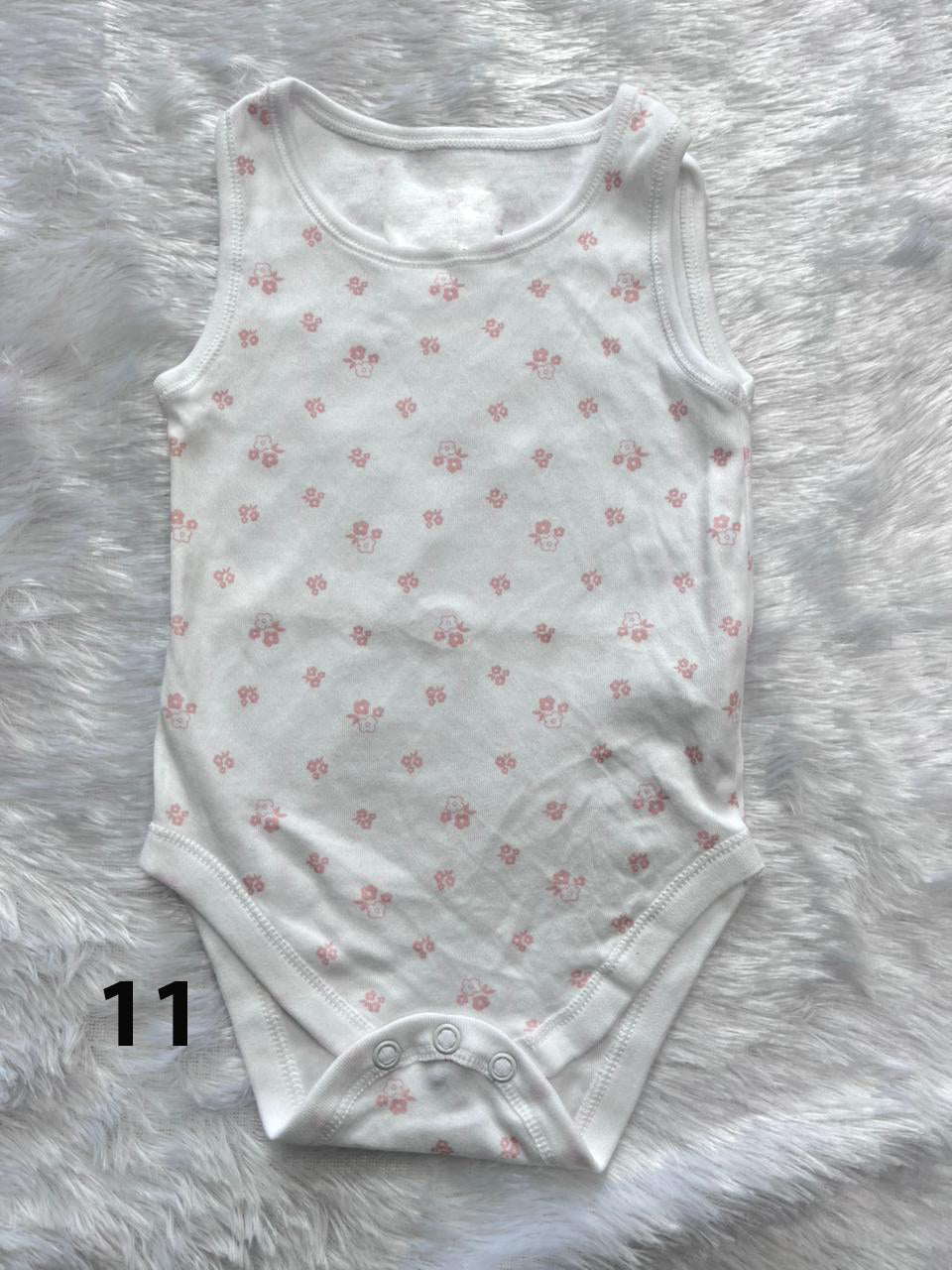 3-6 MONTH ONESIE-1237
