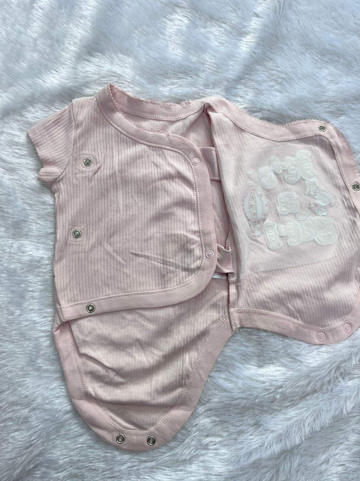 ITS A GIRL ONESIE