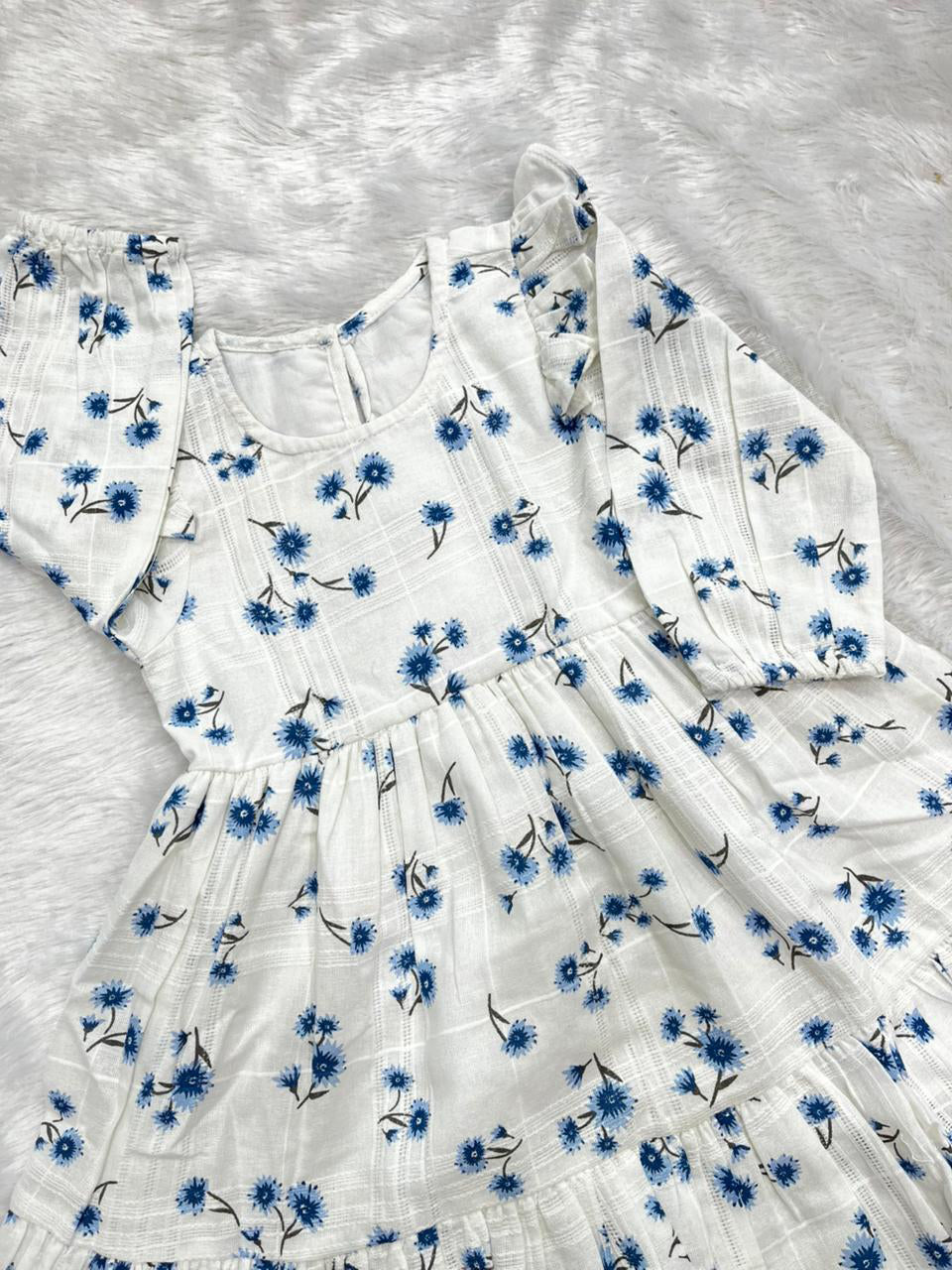 BLUE MEADOW CHARM