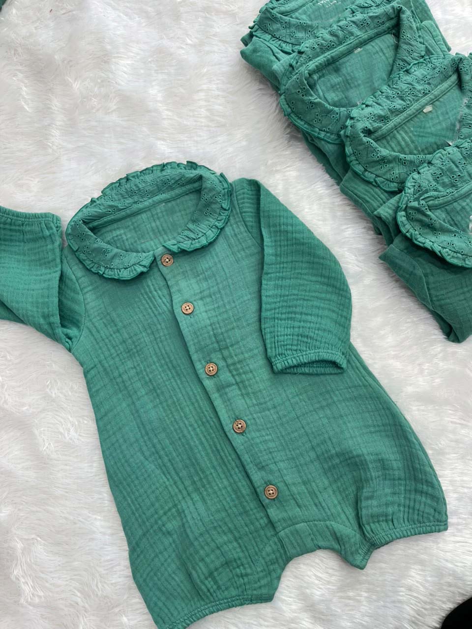 Green Muslin Beauty-1664