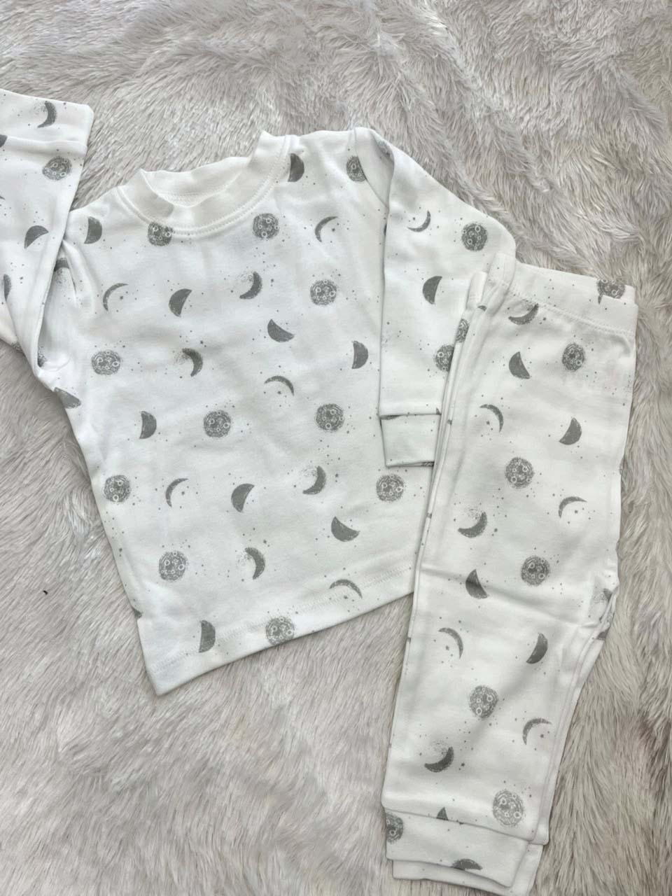 BABY NIGHTSUIT 1822